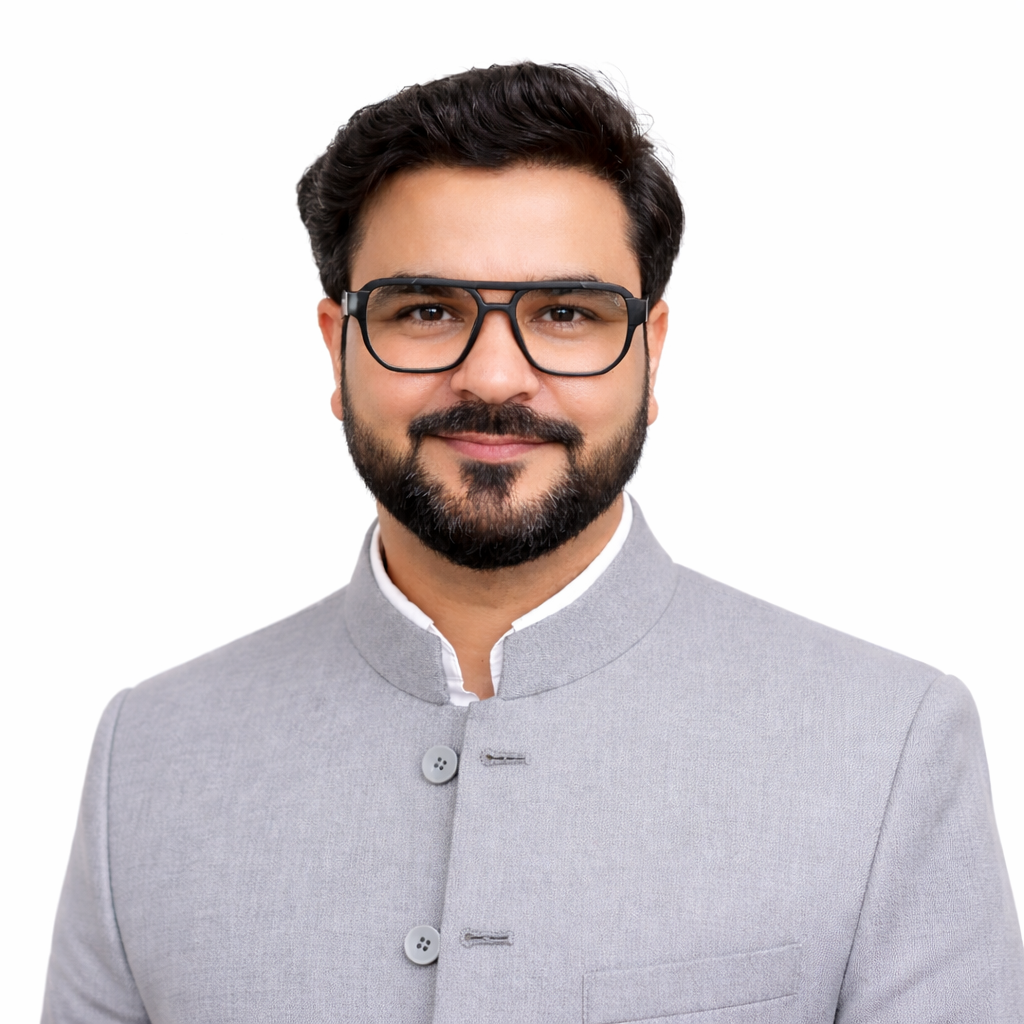 Viplove Trigunayat Biology teacher for NEET coaching in Washim Maharashtra